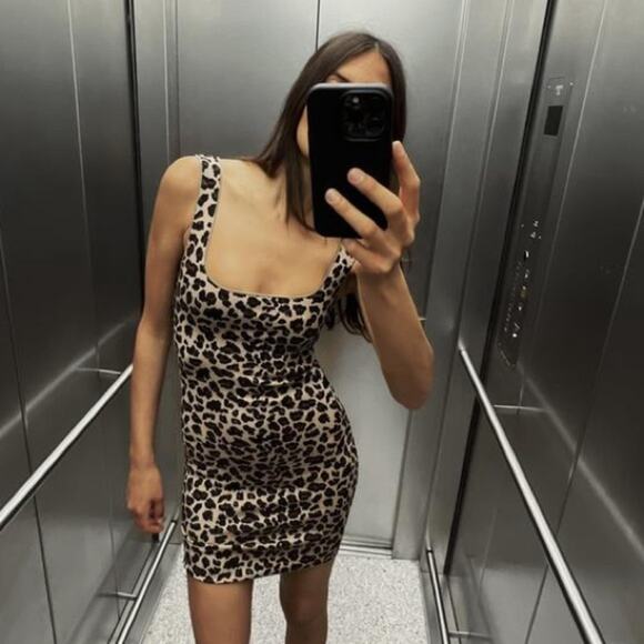 ZARA ANIMAL PRINT STRETCH KNIT DRESS - Picture 1 of 5